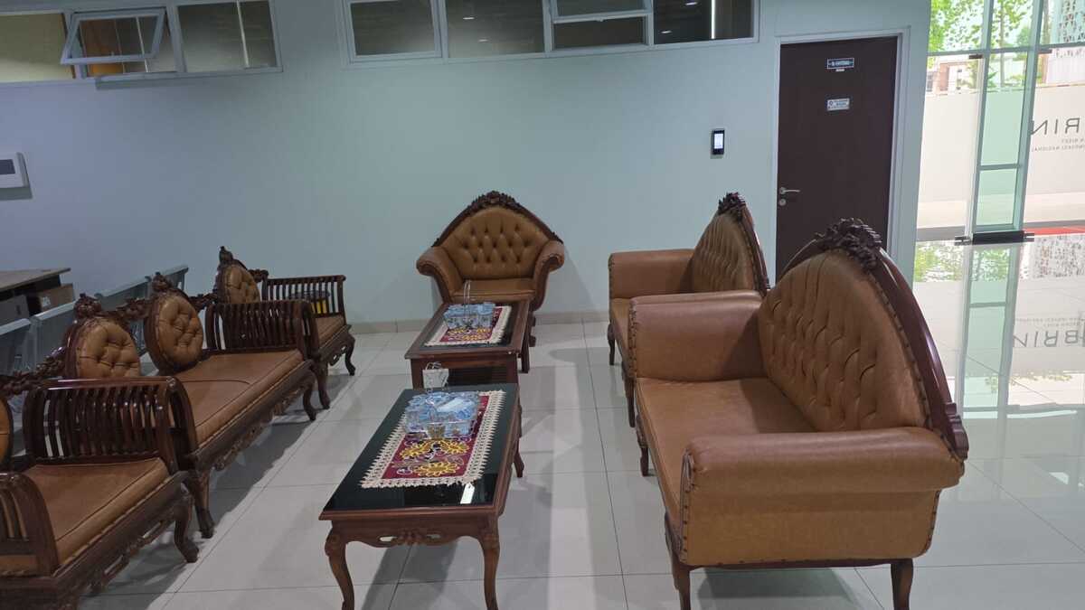 Ruang Tamu Terbuka