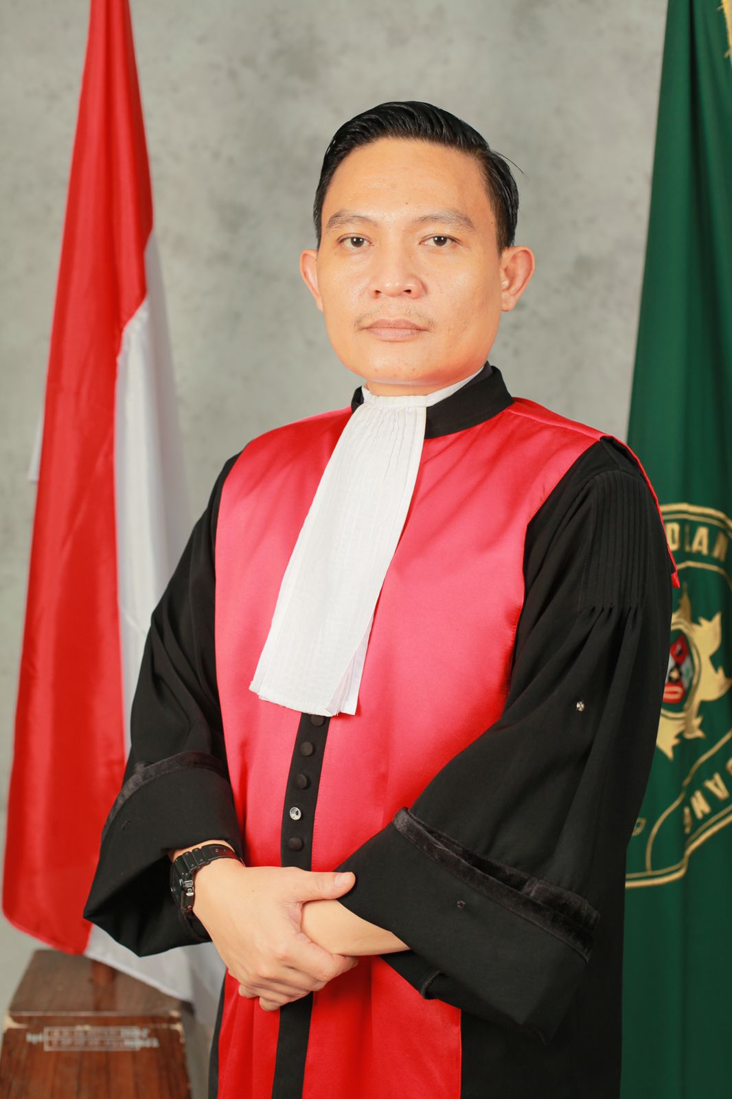 ALI ADRIAN, S.H.