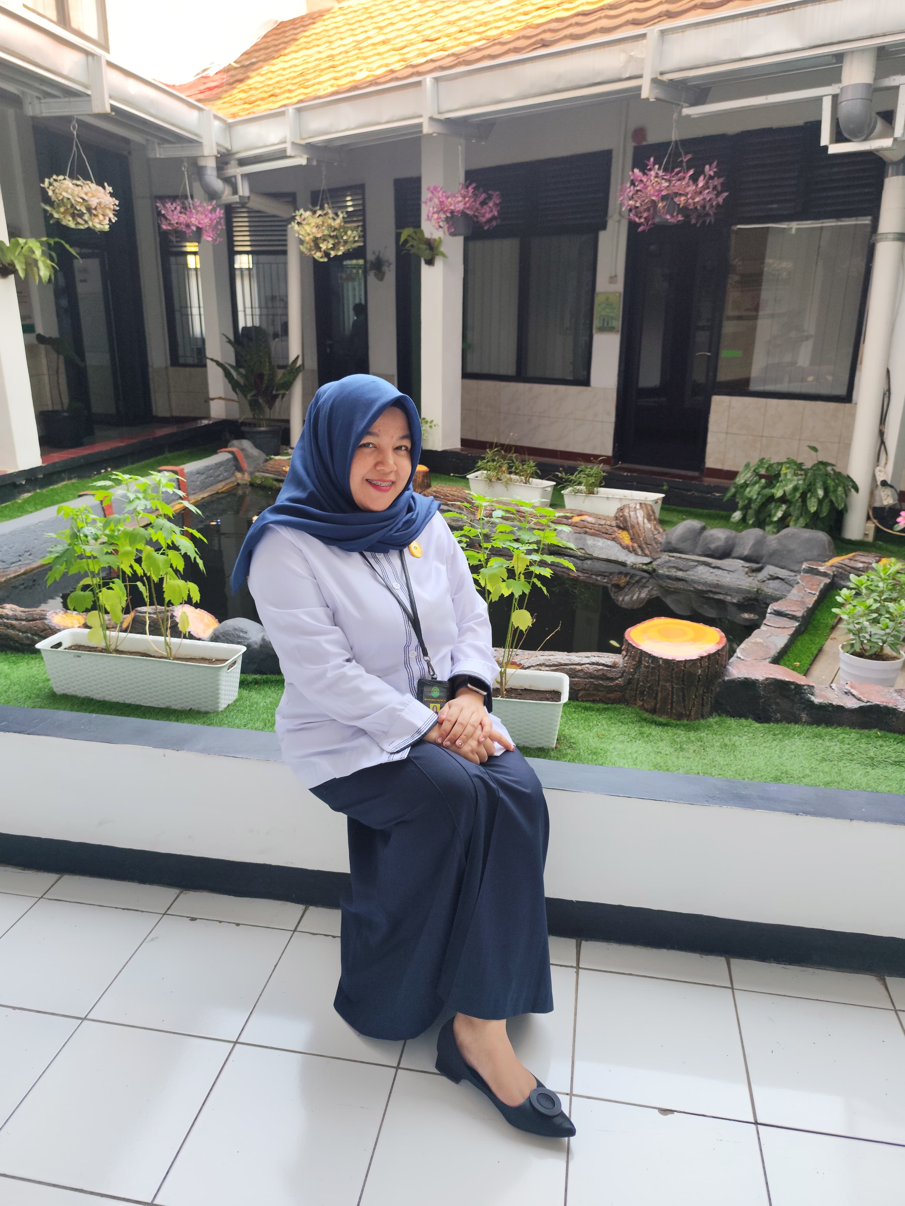 NOVITA MERLIANA SAVITRI, S.H.